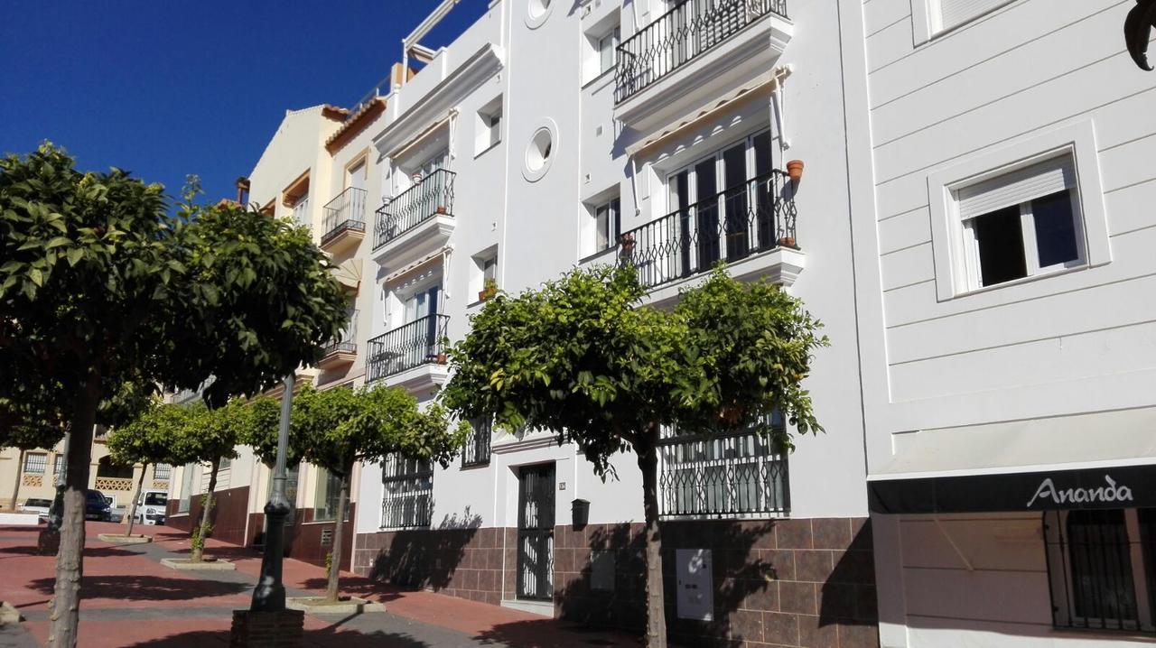 Carabeo Apartment Nerja Bagian luar foto